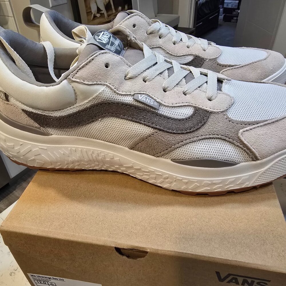 Vans MTE Ultrarange Neo VR3 Shoes Blanc de Blanc Mens Size 13 NEW VN000BCEBDU